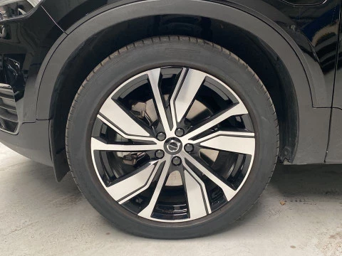 Volvo XC40 1.5 T4 RECHARGE R-DESIGN DCT 5P