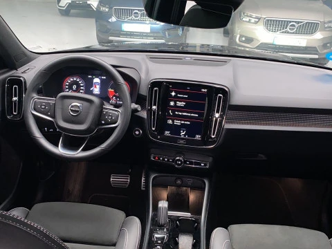 Volvo XC40 1.5 T4 RECHARGE R-DESIGN DCT 5P