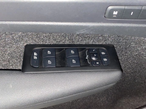 Volvo XC40 1.5 T4 RECHARGE R-DESIGN DCT 5P