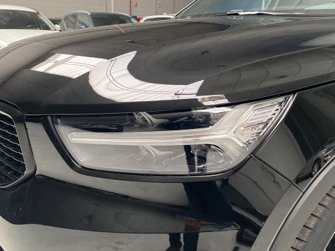 Volvo XC40 1.5 T4 RECHARGE R-DESIGN DCT 5P