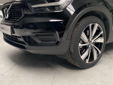 Volvo XC40 1.5 T4 RECHARGE R-DESIGN DCT 5P