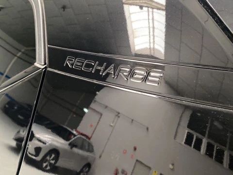 Volvo XC40 1.5 T4 RECHARGE R-DESIGN DCT 5P
