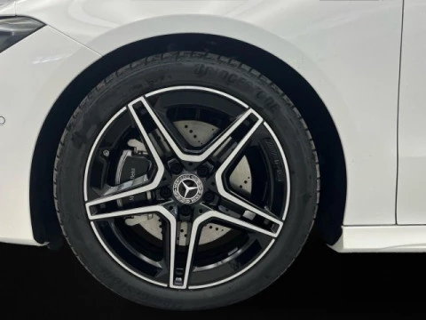 Mercedes-Benz CLA 200 D DCT