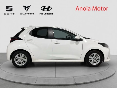 Toyota Yaris 1.5 120H BUSINESS PLUS