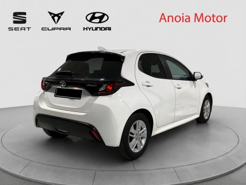 Toyota Yaris 1.5 120H BUSINESS PLUS