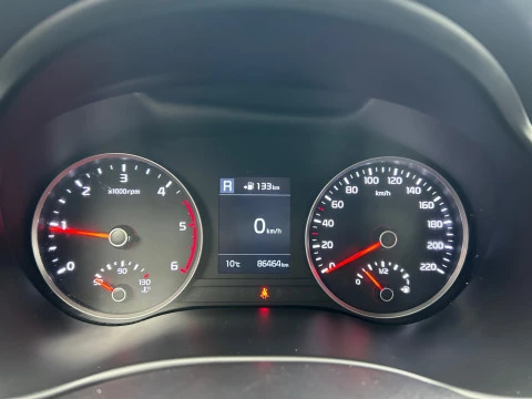 Kia Stonic 1.6 CRDi VGT 85kW (115CV) Concept