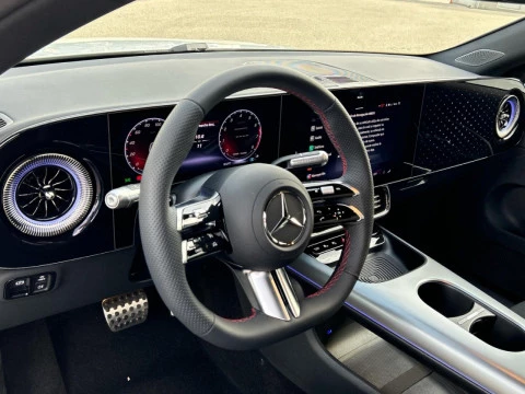 Mercedes-Benz CLA  180 con tecnologia hibrida