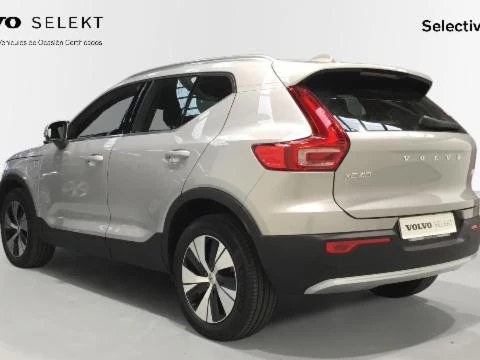Volvo XC40 1.5 T4 RECHARGE CORE DCT 211 5P