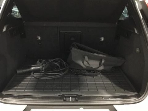 Volvo XC40 1.5 T4 RECHARGE CORE DCT 211 5P