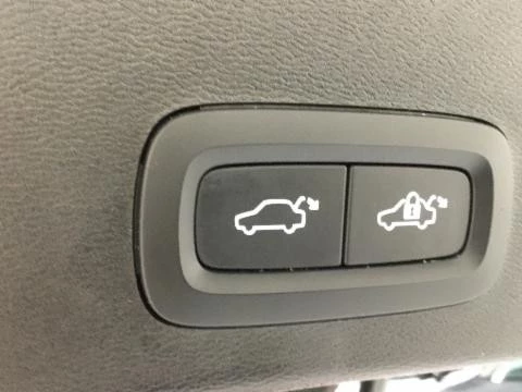 Volvo XC40 1.5 T4 RECHARGE CORE DCT 211 5P