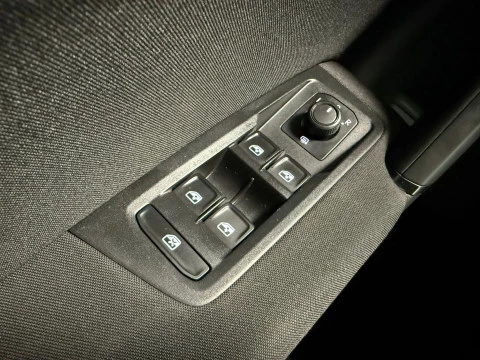 Volkswagen Touran Business & Navi 1.6 TDI 85kW (115CV)