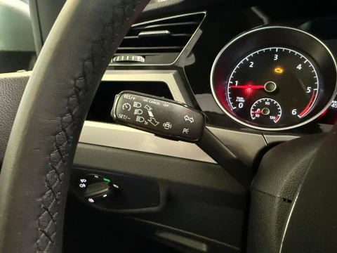 Volkswagen Touran Business & Navi 1.6 TDI 85kW (115CV)