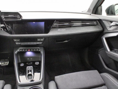 Audi A3 Sportback AUDI A3 SPORTBACK LAUNCH EDITION 35 TDI S TRONIC