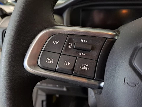 Jeep Avenger 1.2 G 74KW ALTITUDE 5P