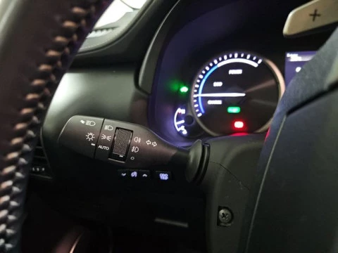 Lexus NX 2.5 300h Business Navigation 2WD