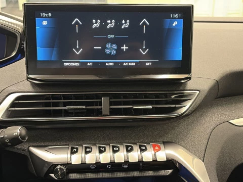 Peugeot 5008 PureTech 130 SANDS Allure Pack 96 kW (130 CV)