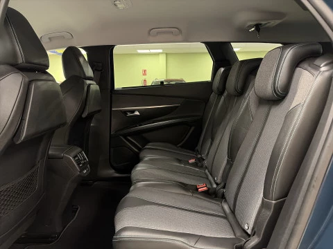 Peugeot 5008 PureTech 130 SANDS Allure Pack 96 kW (130 CV)