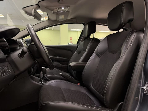 Renault Clio Zen dCi 66 kW (90 CV) EDC