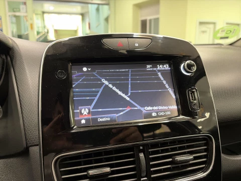 Renault Clio Zen dCi 66 kW (90 CV) EDC