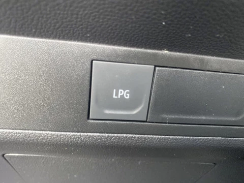 Renault Captur techno Eco-G 100cv (74 kW)