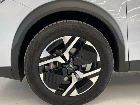 Peugeot 2008 Active Puretech 100 S&S 6 Vel. MAN