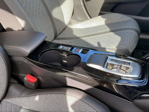 Peugeot 208 Allure HYBRID 110 eDCS6