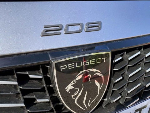 Peugeot 208 Allure HYBRID 110 eDCS6