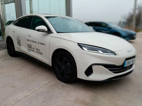 BYD SEAL 6 DM-I 1.5 DM-I COMFORT LITE 4P
