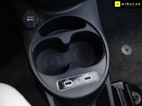 Fiat 500 1.0 Hybrid Dolcevita 51 kW (70 CV)