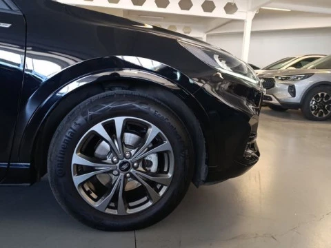 Ford Kuga ST-Line 2.5 Duratec FHEV 140kW Auto