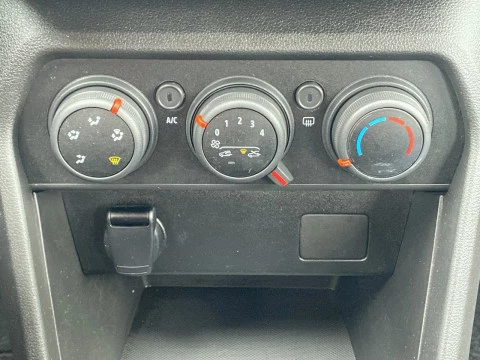 Dacia Sandero Stepway Essential TCe 67kW (90V)