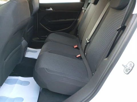 Peugeot 308 SW Active Pack BlueHDi 130 S&S EAT8