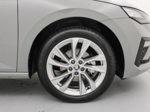 Skoda Scala 1.0 TSI 85KW DESIGN DSG 115 5P