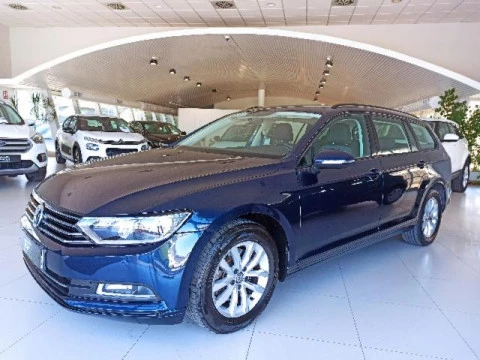 Volkswagen Passat PASSAT 1.6 TDI 120CV VARIANT EDITION Volkswagen Passat PASSAT 1.6 TDI 120CV VARIANT EDITION