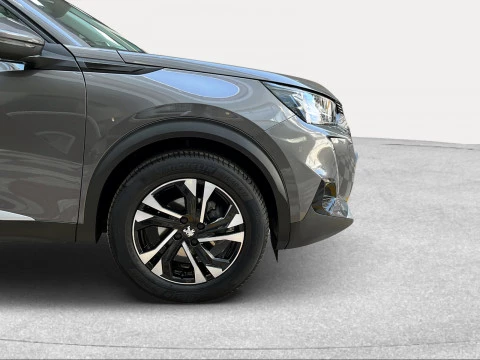 Peugeot 2008 Allure Pack Puretech 100 S&S 6 Vel. MAN