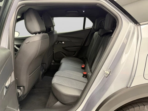 Peugeot 2008 Allure Gasolina 100 S&S 6 Vel. MAN