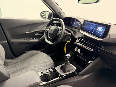 Peugeot 2008 Allure Gasolina 100 S&S 6 Vel. MAN
