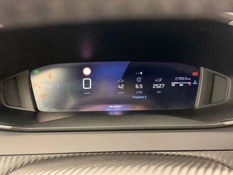 Peugeot 2008 Allure Gasolina 100 S&S 6 Vel. MAN