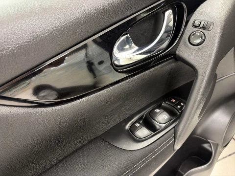 Nissan Qashqai DIG-T 115 Acenta 4x2 85 kW (115 CV)