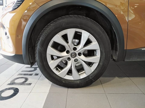 Renault Captur   TCe Zen 74kW