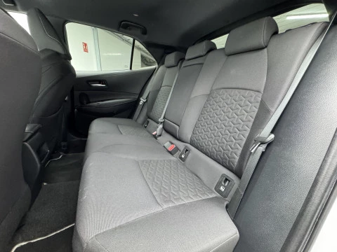 Toyota Corolla 2.0 180H FEEL! E-CVT