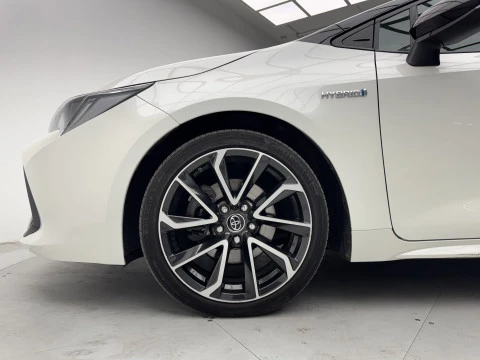 Toyota Corolla 2.0 180H FEEL! E-CVT