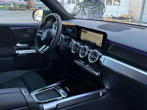 Mercedes-Benz GLB  200 d 4MATIC