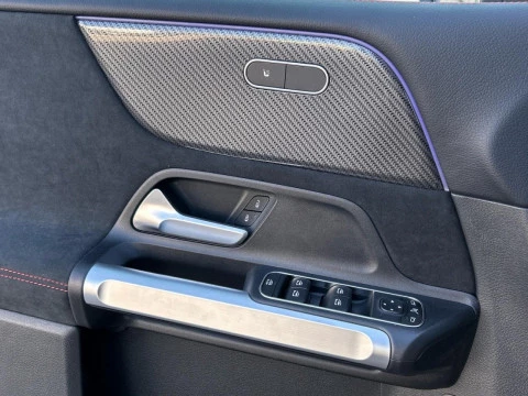 Mercedes-Benz GLB  200 d 4MATIC