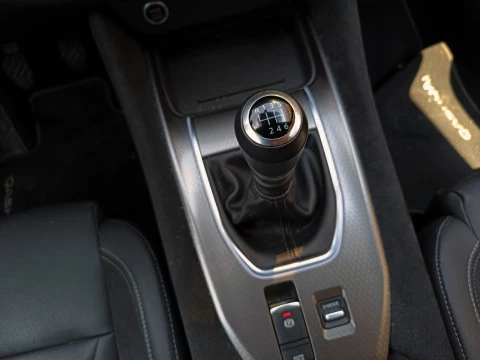Nissan Qashqai NISSAN QASHQAI N-DESIGN TECHO SOLAR DIG-T 103KW (140CV) MILD HYB