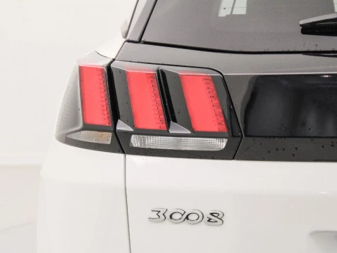 Peugeot 3008 1.5 BLUEHDI ALLURE AUTO S&S 130CV 5P
