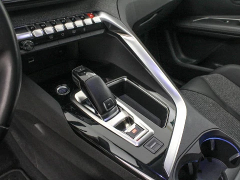 Peugeot 3008 1.5 BLUEHDI ALLURE AUTO S&S 130CV 5P