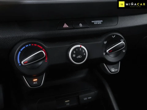 Kia Stonic 1.0 T-GDi MHEV Concept 74 kW (100 CV)