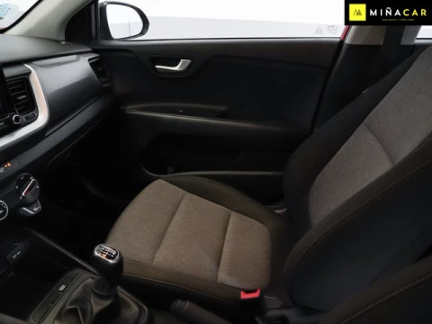 Kia Stonic 1.0 T-GDi MHEV Concept 74 kW (100 CV)