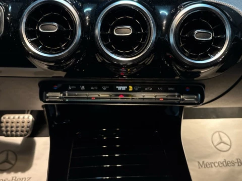 Mercedes-Benz Clase A  180 Compacto